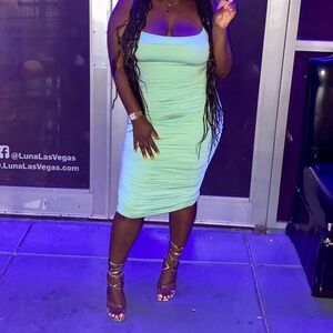 Ruched Midi Dress - Mint Green